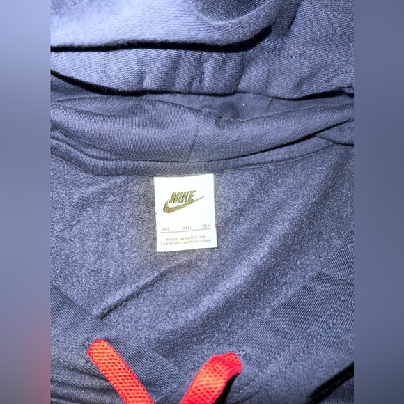Nike hoodie - Picture 3 of 3